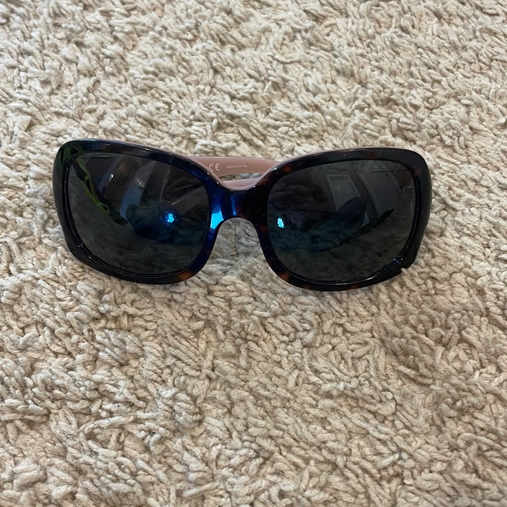 Tortoise shell Ralph sunglasses